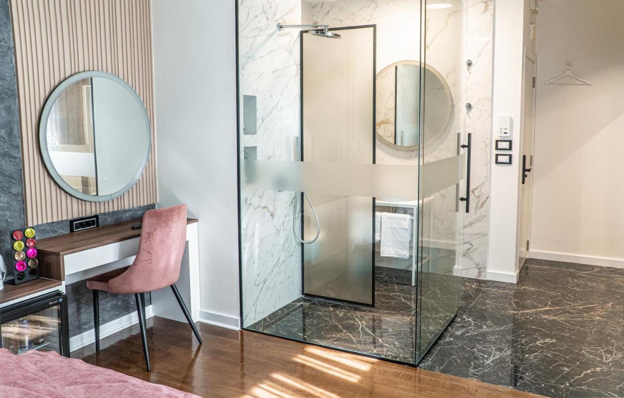 9 Nine - Luxury Apartments & Suites Belgrad Exterior foto