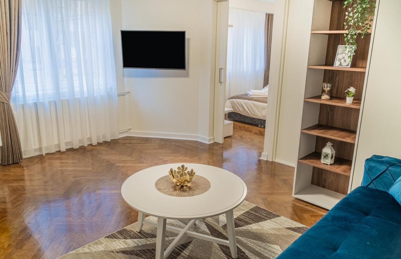 9 Nine - Luxury Apartments & Suites Belgrad Exterior foto